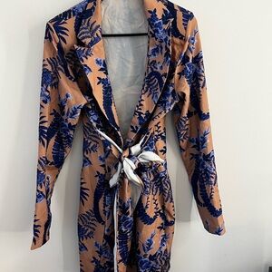 PrettyLittleThing Blue and Tan Floral Midi Dress